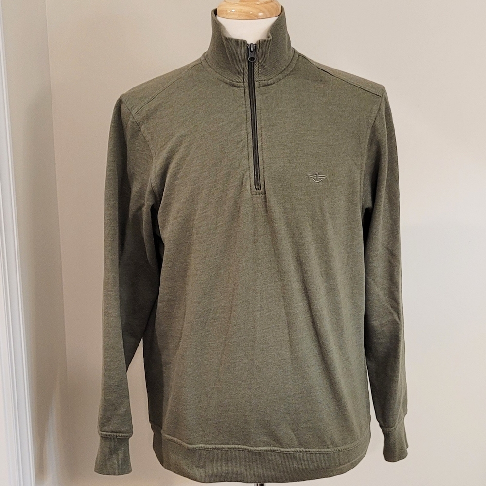 Dockers 1/4 zip sweatshirt medium